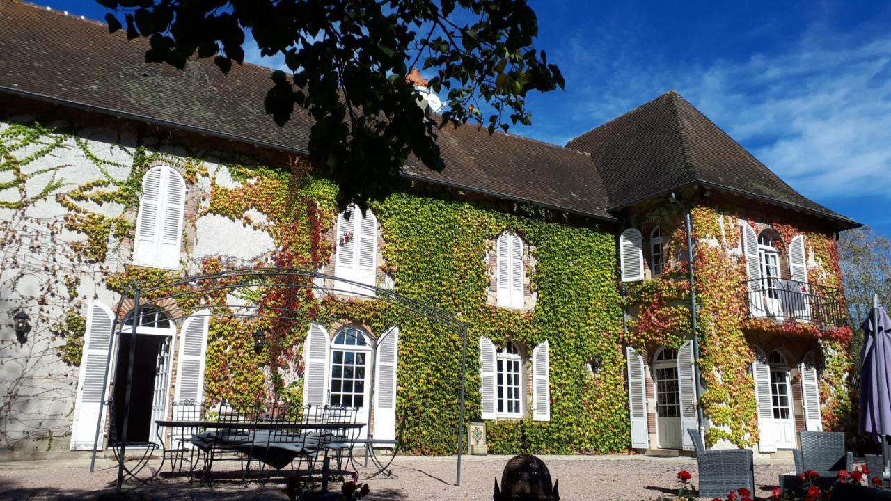 Le Domaine Du Mijarnier Bed and Breakfast Montbeugny Exterior foto